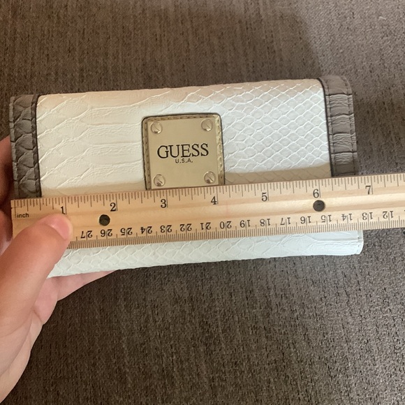 Guess wallet - Picture 6 of 8